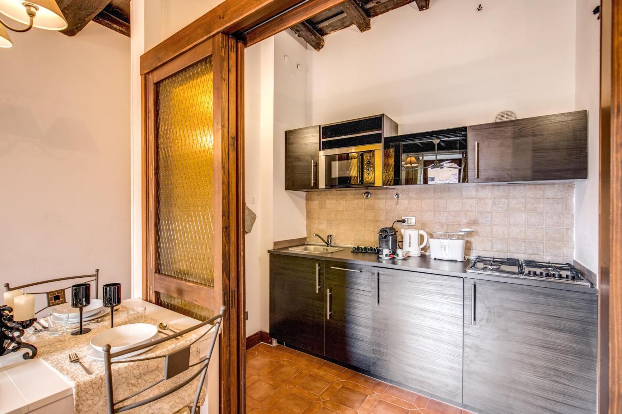 Elegant Apartment Behind The Colosseum Rome Exterior photo