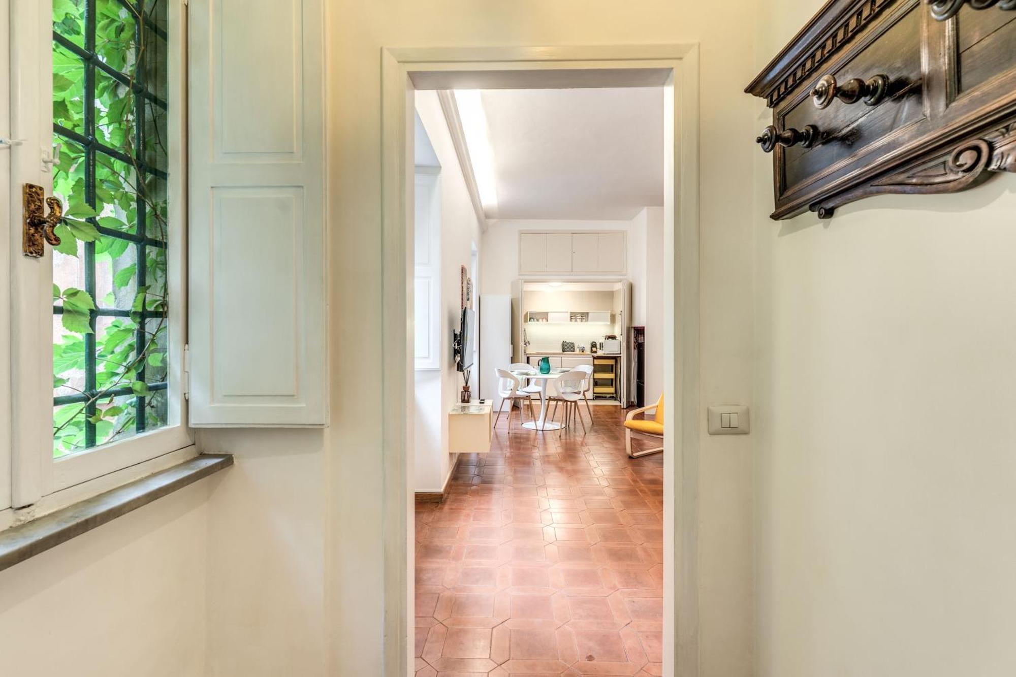 Elegant Apartment Behind The Colosseum Rome Exterior photo