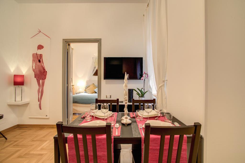 Elegant Apartment Behind The Colosseum Rome Exterior photo